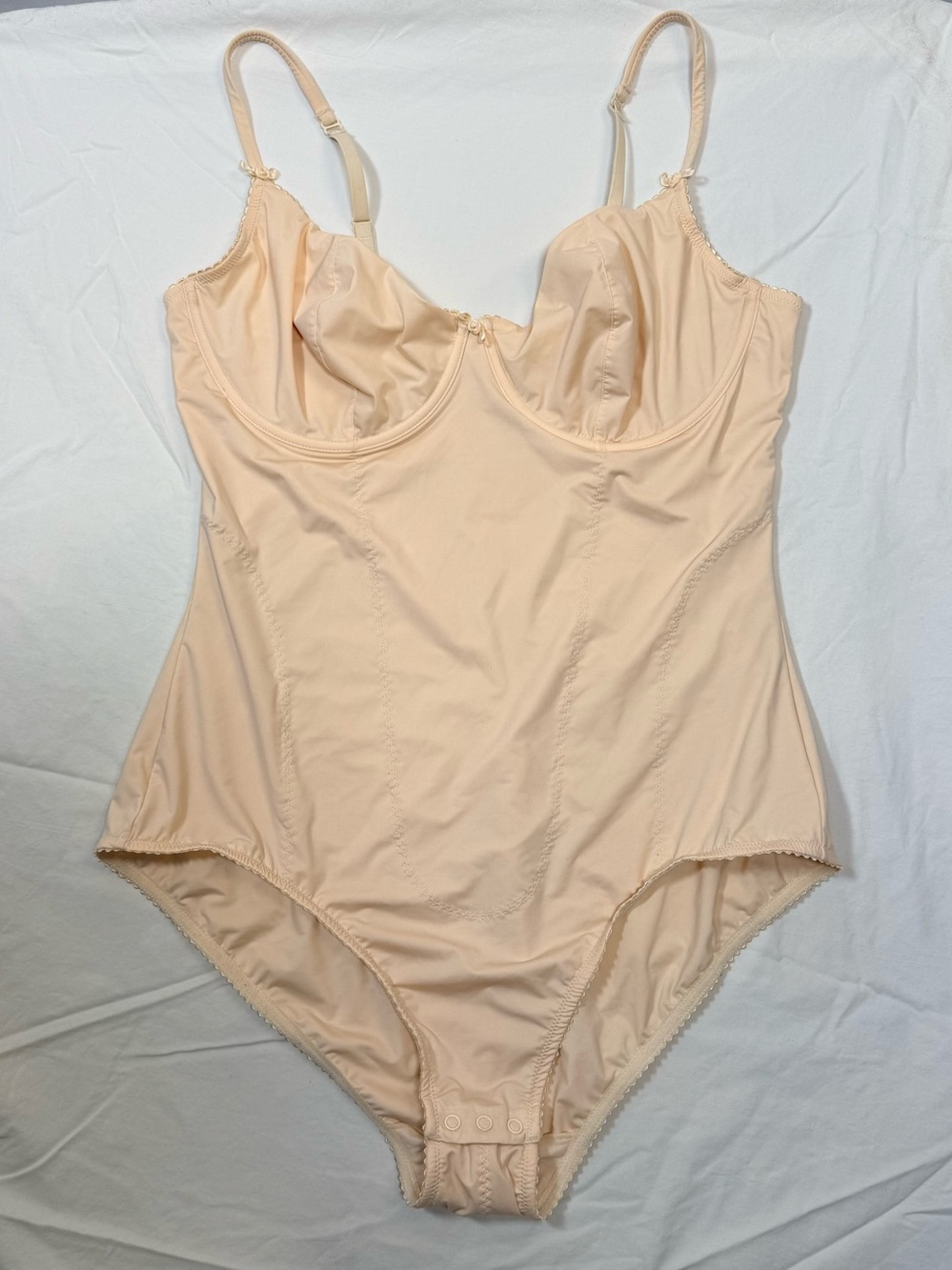 SKIMS Vintage Shapewear Brief Bodysuit XL Nude Beige Underwire Compression Roses
